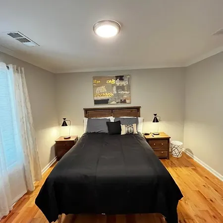 Atlanta Unit 2 Room 2 - Peaceful Weekend Getaway Private Bedroom & Bathroom Exterior photo