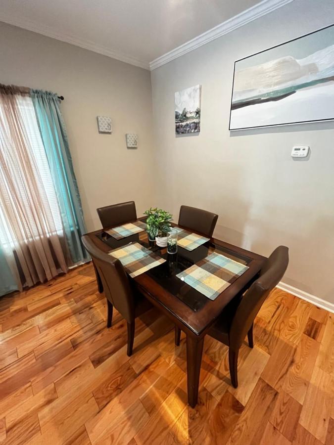 Unit 2 2 - Peaceful Weekend Getaway Private Bedroom & Bathroom