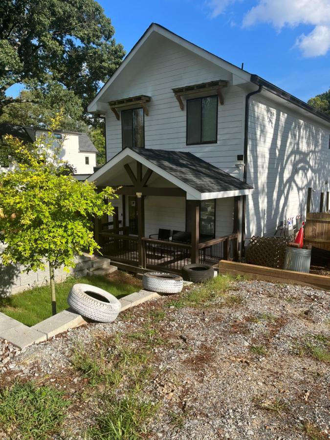 Unit 2 2 - Peaceful Weekend Getaway Private Bedroom & Bathroom * Atlanta